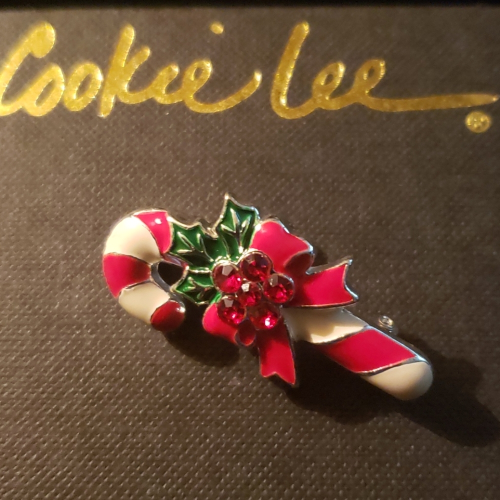 Candy cane brooch